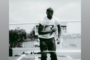 休赛期训练！库明加更新社媒 再次晒出一波训练照&视频