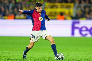 记者：巴萨希望今天注册杰拉德-马丁，今天或明天注册什琴斯尼