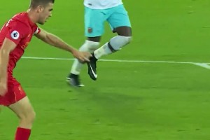 这门将开挂了吧！利物浦：当十分脚射门遇上💯扑救！