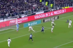 国米球迷晒视频调侃：太简单的射门对于劳塔罗含金量太低😂