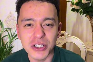 挺进亚洲杯决赛！解说依力：这支中国男篮配得上所有赞美和赞誉